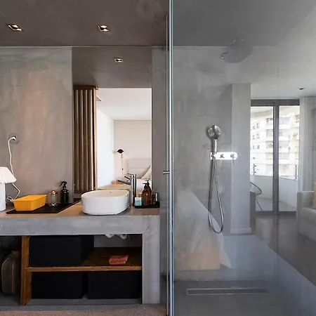 Luxury 2br Penthouse With Balcony In * Lisboa