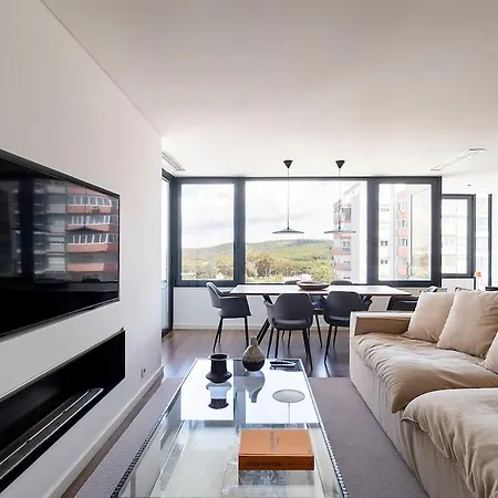 شقة Luxury 2br Penthouse With Balcony In *